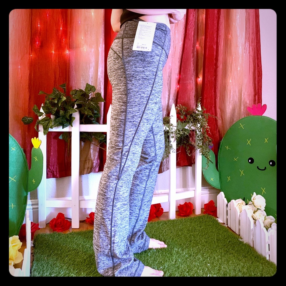 Lululemon NWT Groove Pants
